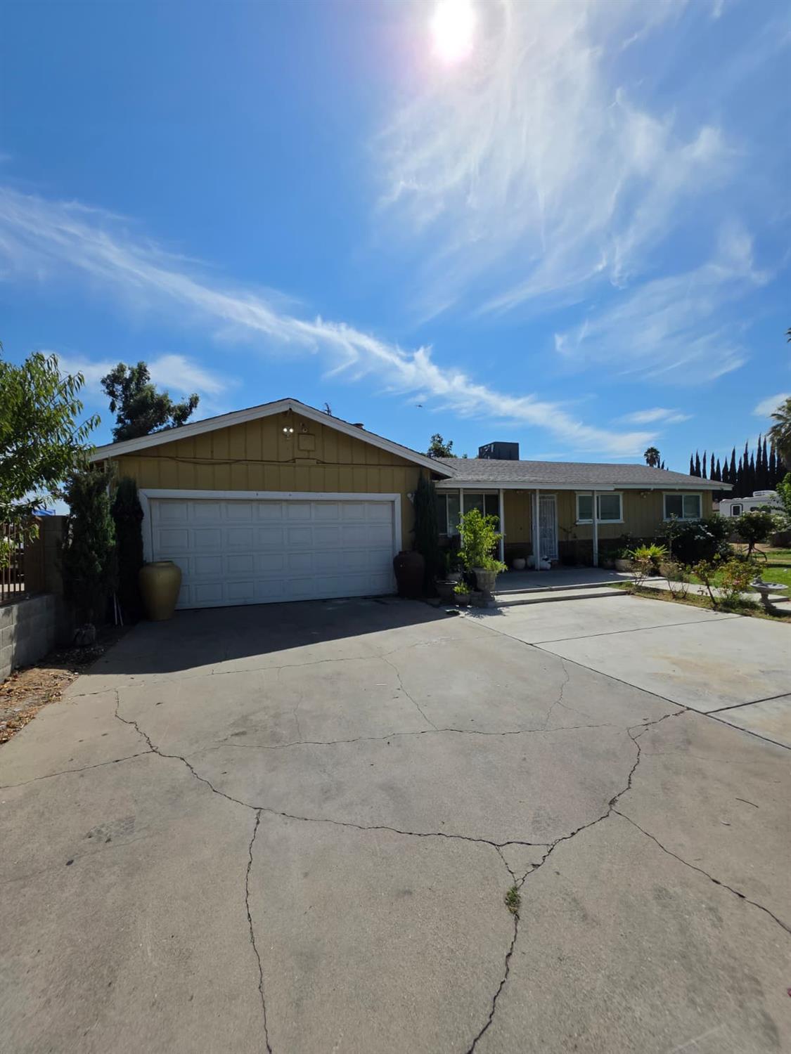 708 Avon St, Modesto, CA 95351