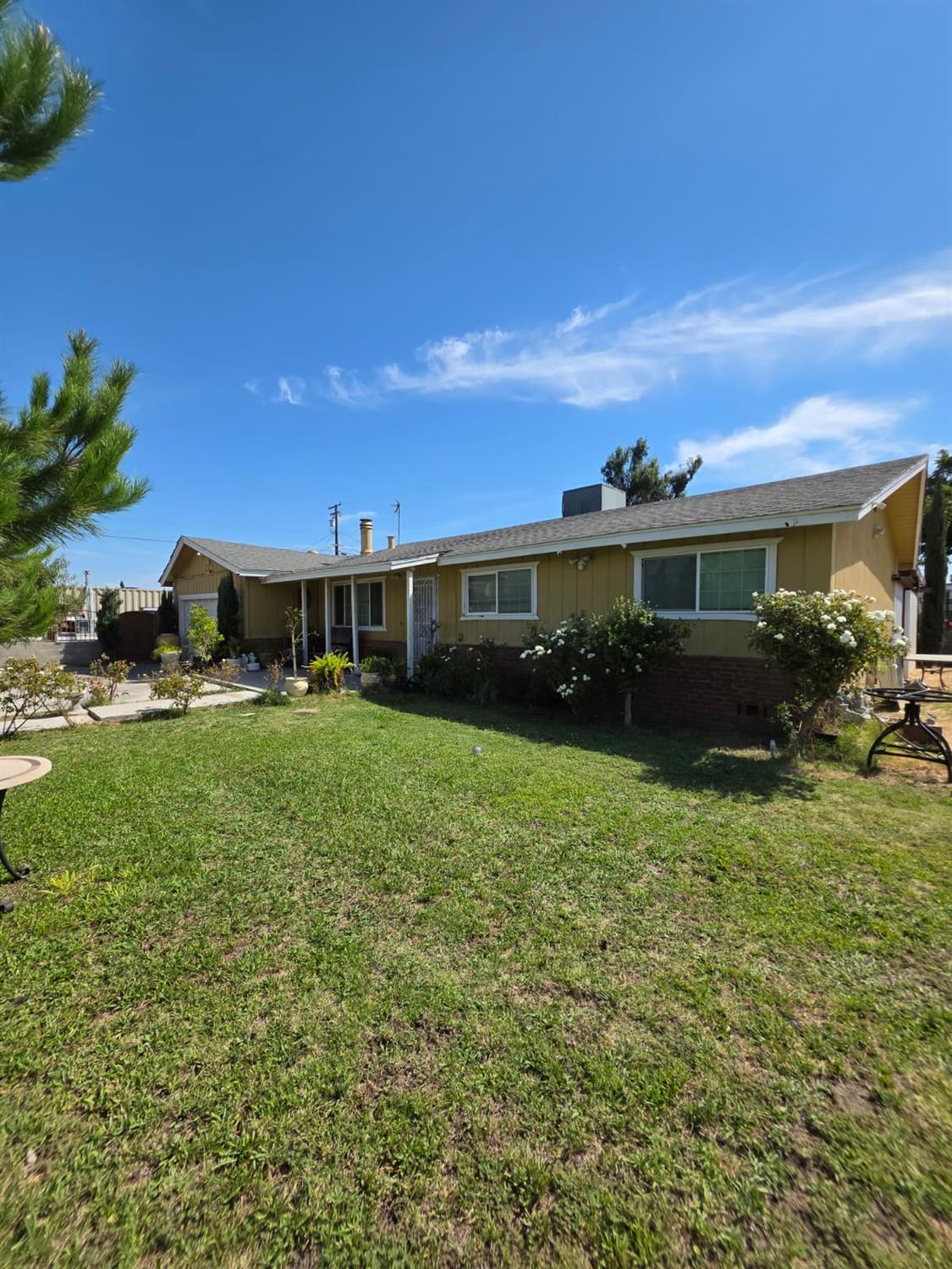 708 Avon St, Modesto, CA 95351
