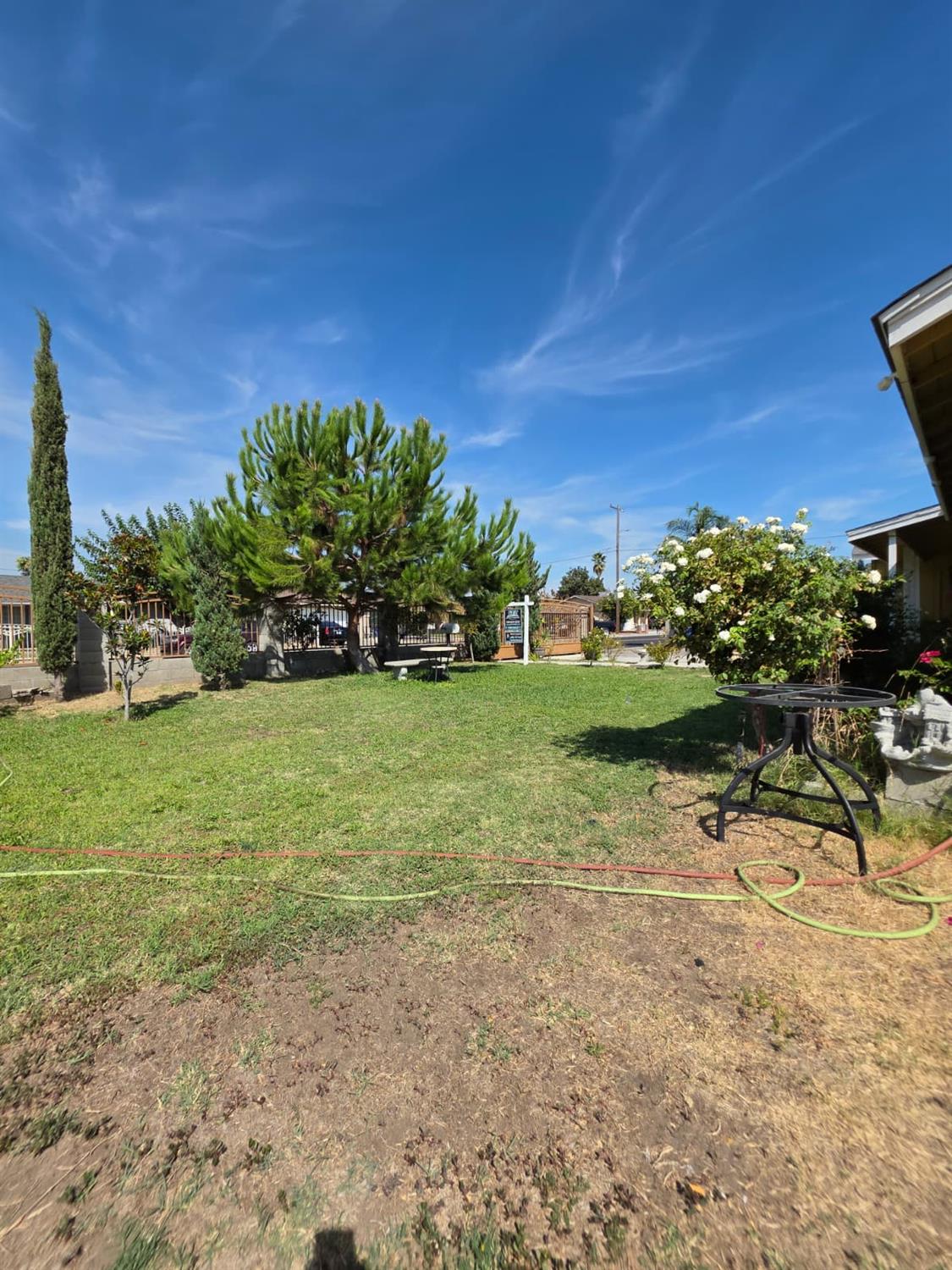 708 Avon St, Modesto, CA 95351