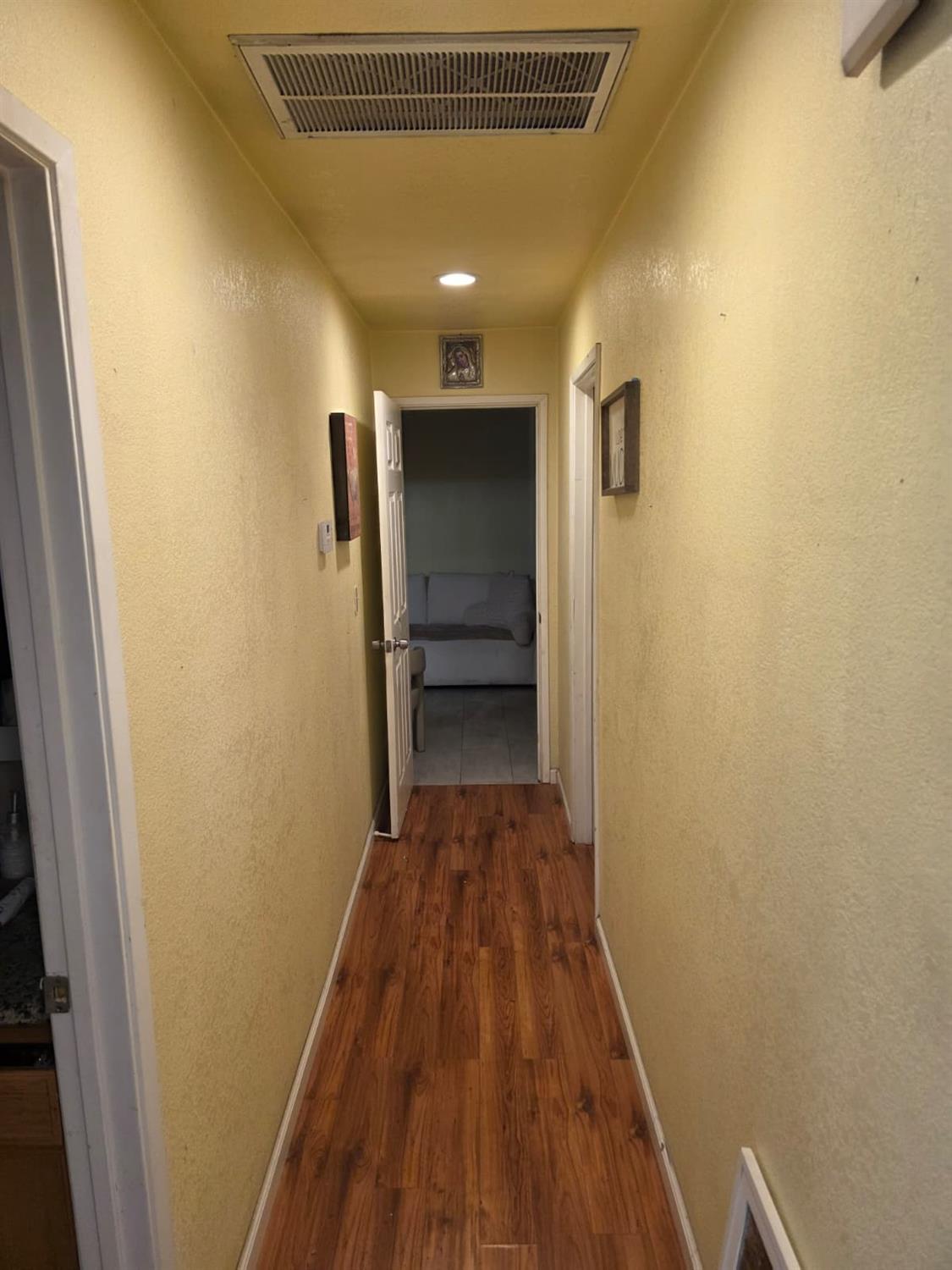 708 Avon St, Modesto, CA 95351