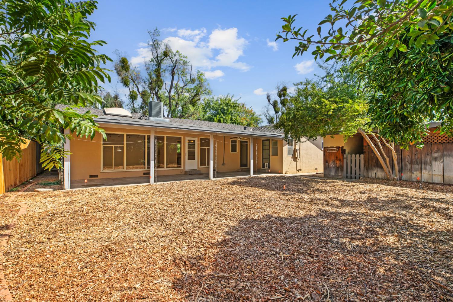 1418 Fordham Ave, Modesto, CA 95350