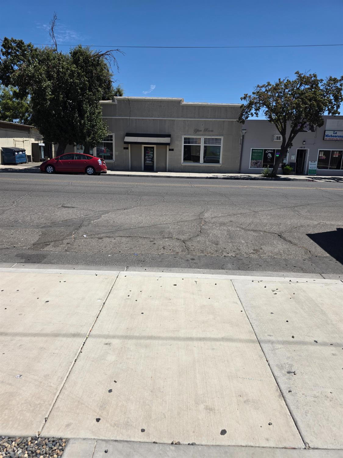 1607 center, Dos Palos, CA 93620