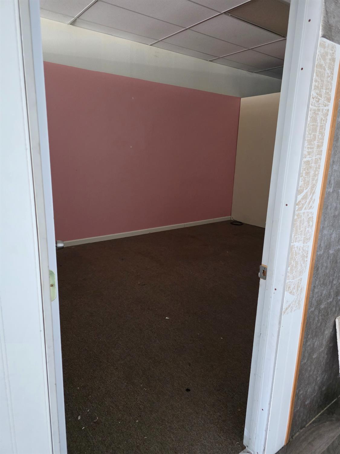1607 center, Dos Palos, CA 93620