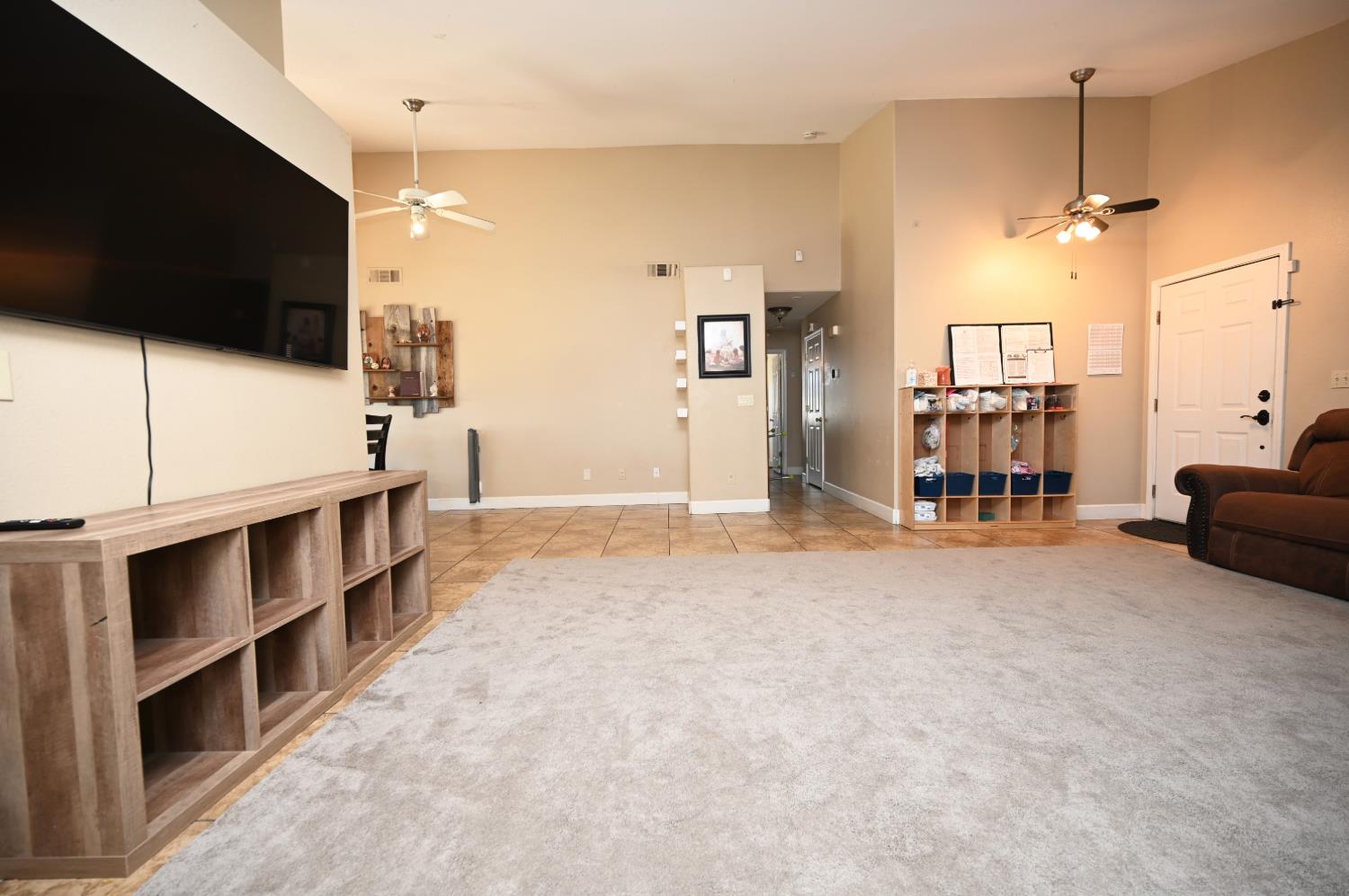 1902 Willert Dr, Turlock, CA 95380