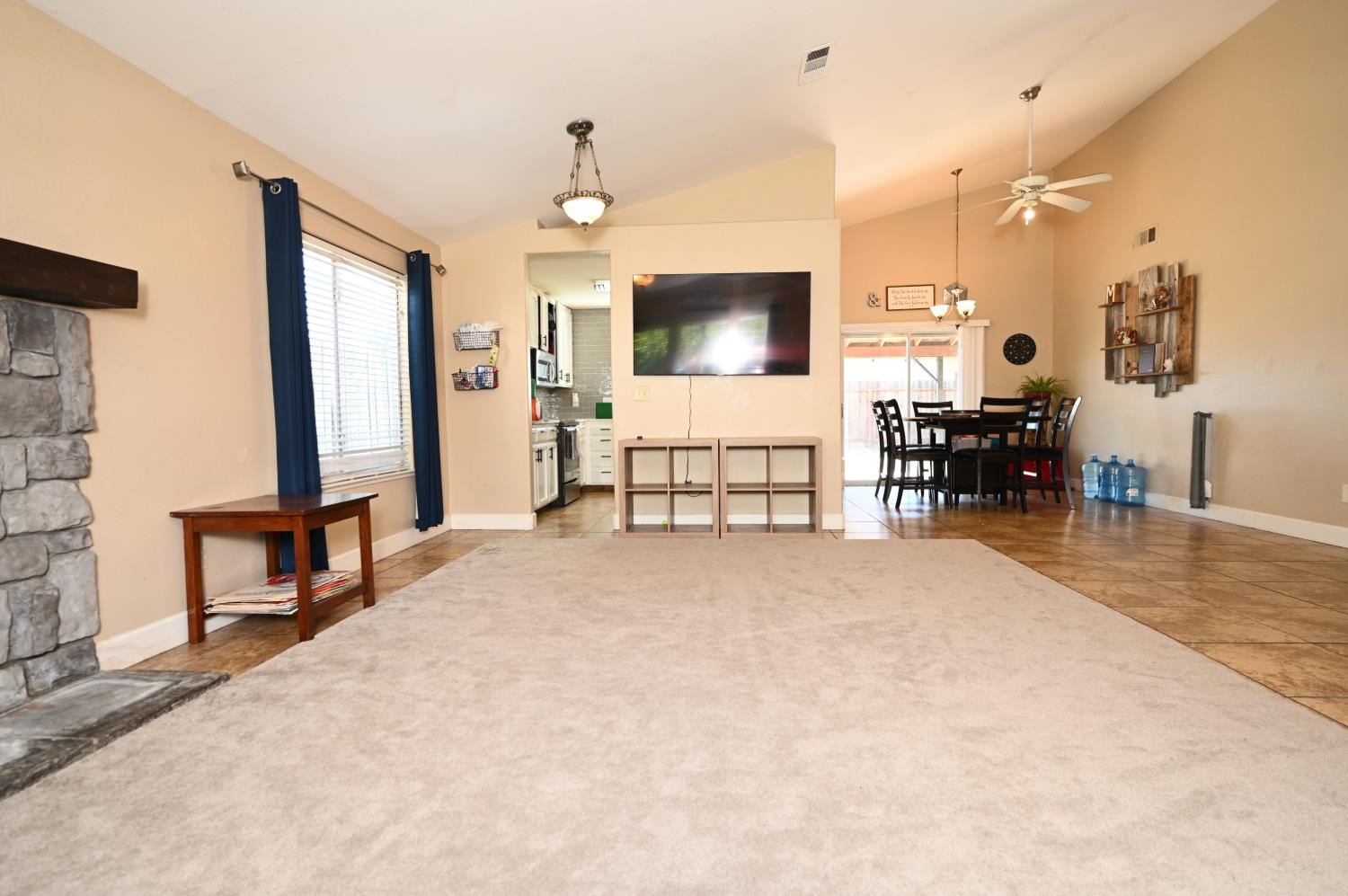 1902 Willert Dr, Turlock, CA 95380
