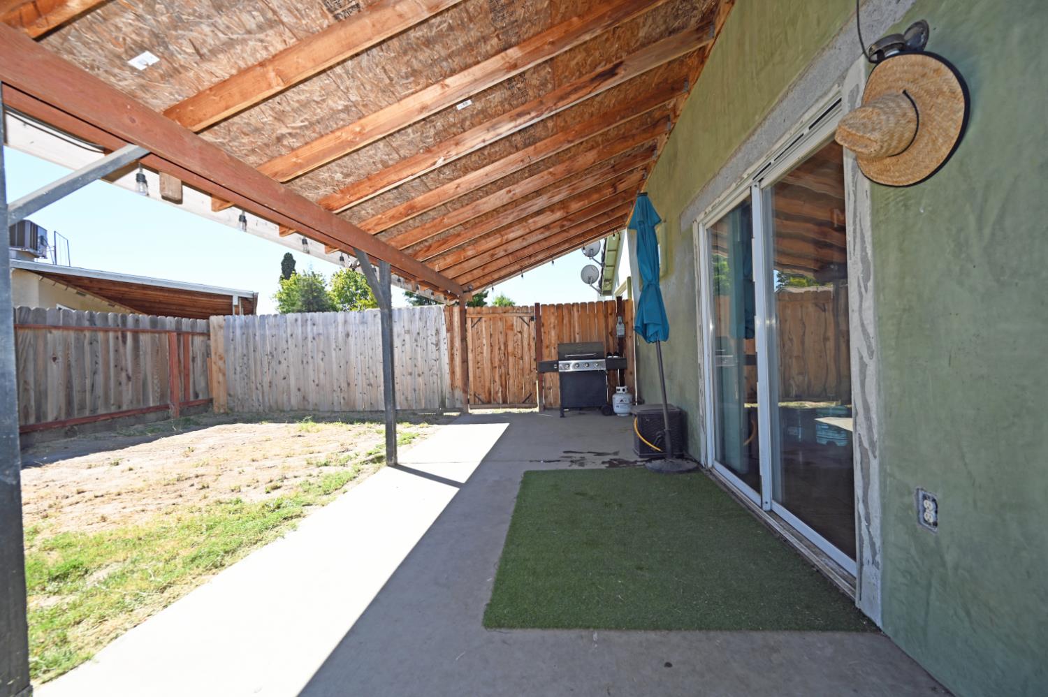 1902 Willert Dr, Turlock, CA 95380