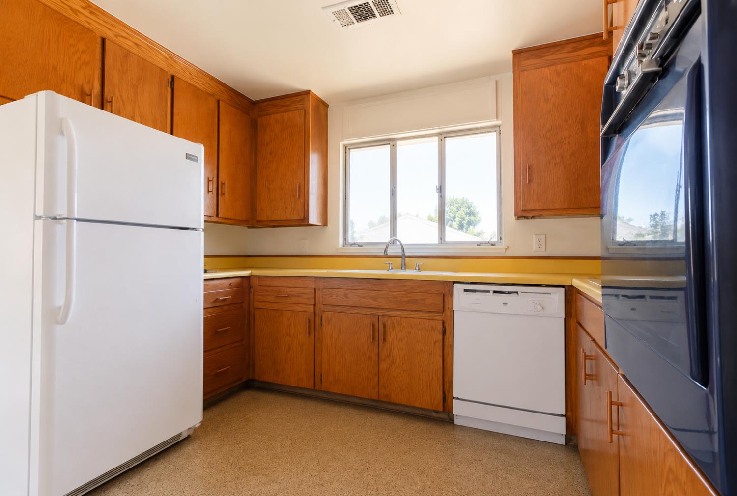 1505 Jorgensen St, Atwater, CA 95301
