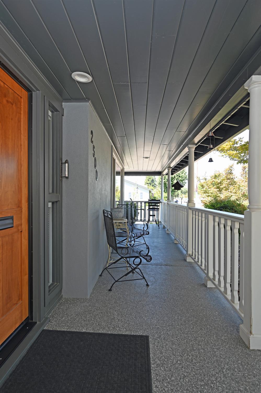 2500 E Canal Dr, Turlock, CA 95380