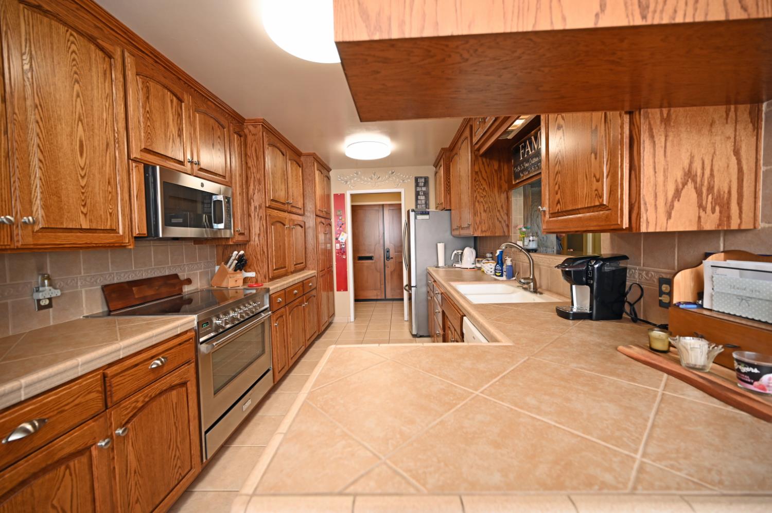 2500 E Canal Dr, Turlock, CA 95380