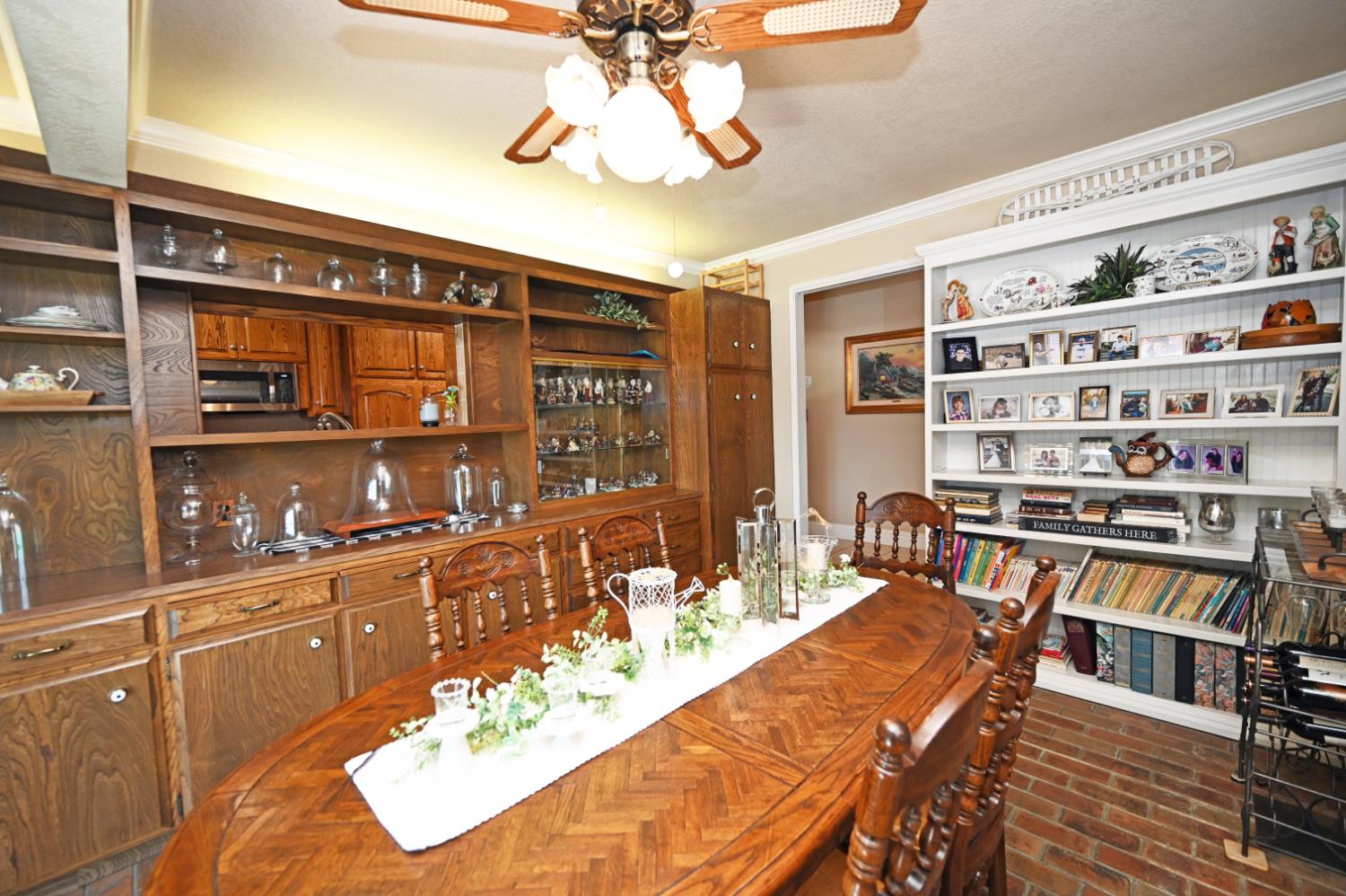 2500 E Canal Dr, Turlock, CA 95380