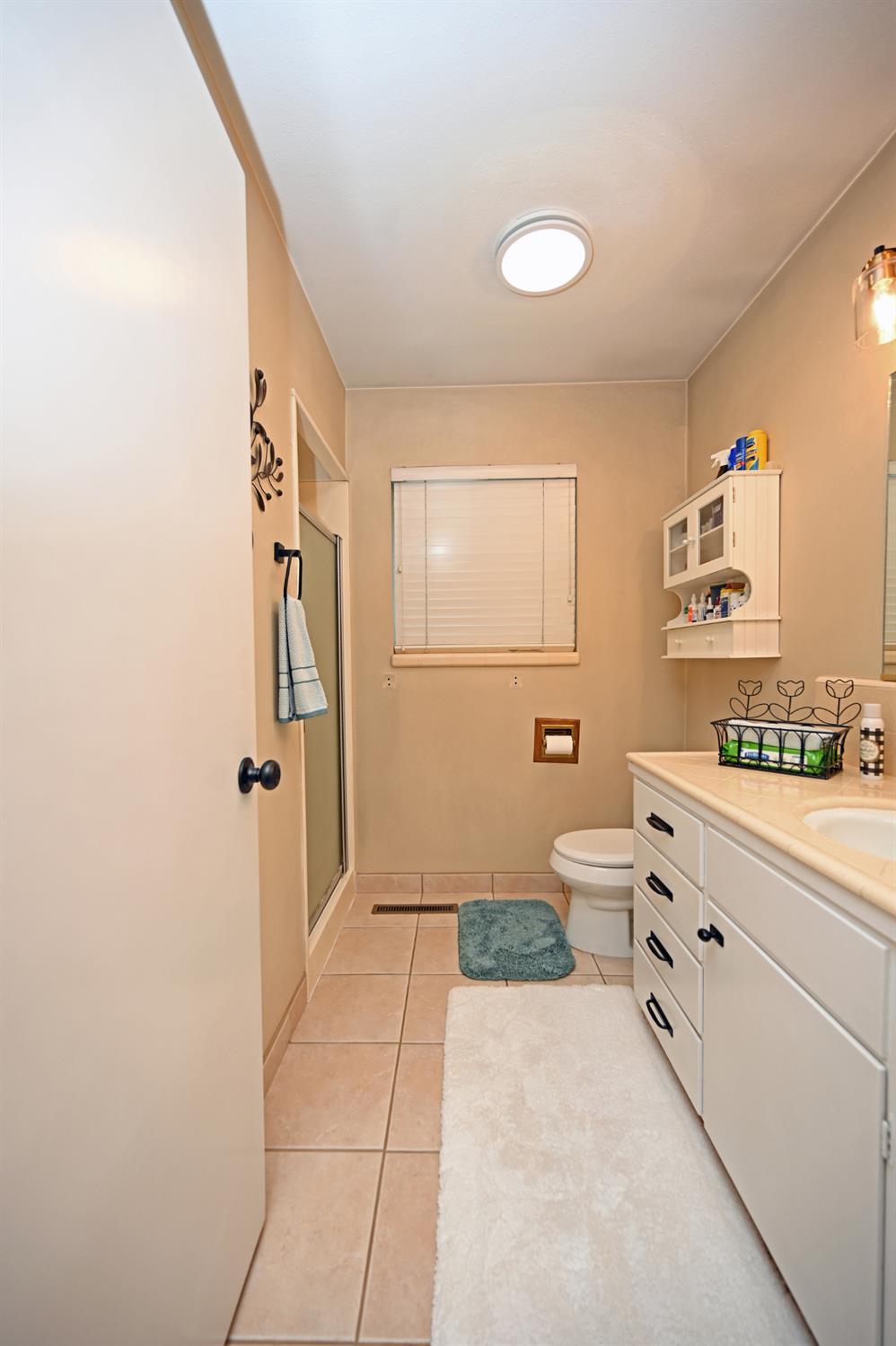 2500 E Canal Dr, Turlock, CA 95380