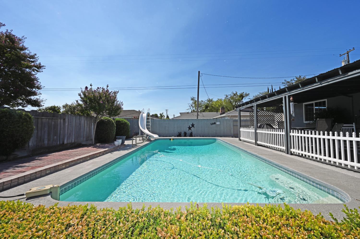 2500 E Canal Dr, Turlock, CA 95380