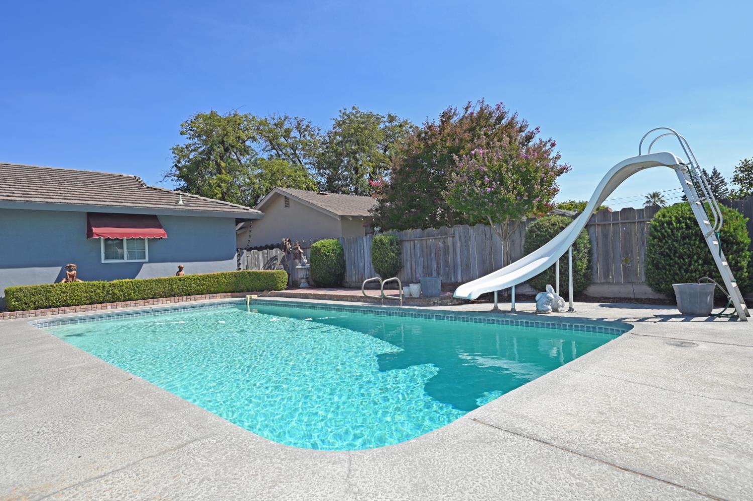 2500 E Canal Dr, Turlock, CA 95380