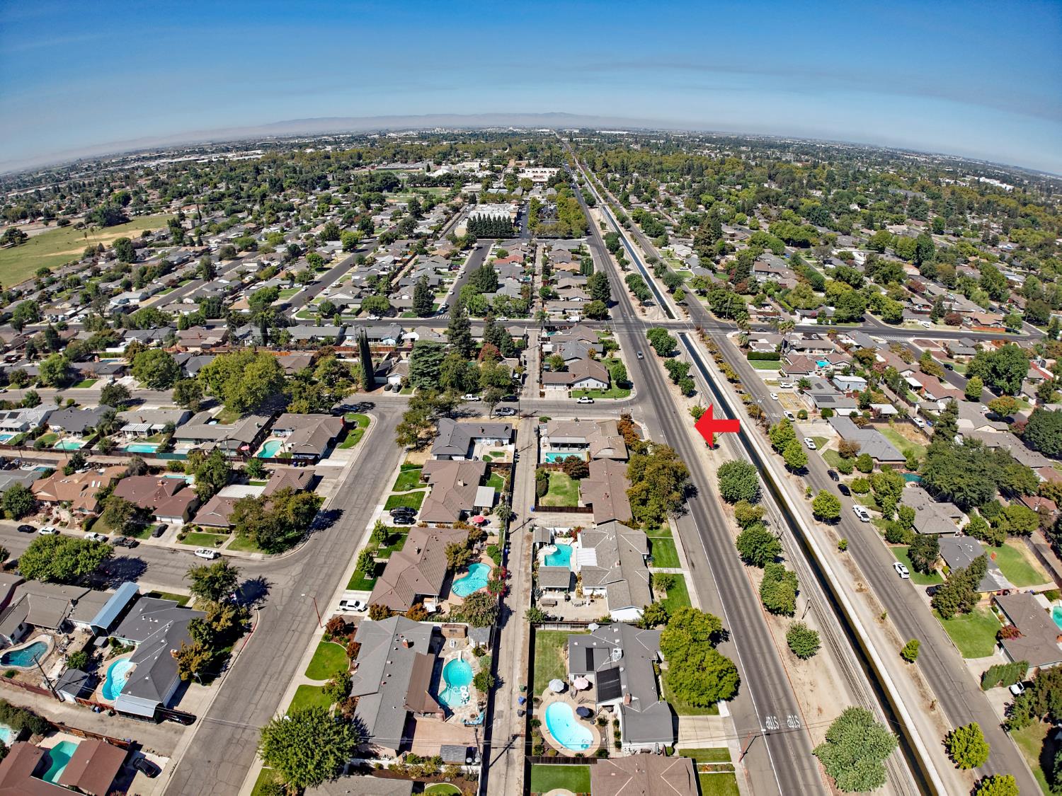 2500 E Canal Dr, Turlock, CA 95380