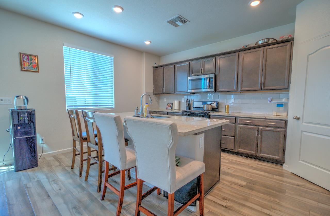 2952 Diablo View Dr, Manteca, CA 95337