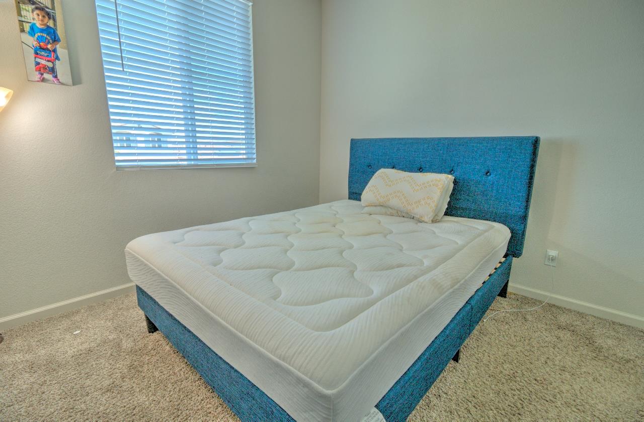 2952 Diablo View Dr, Manteca, CA 95337