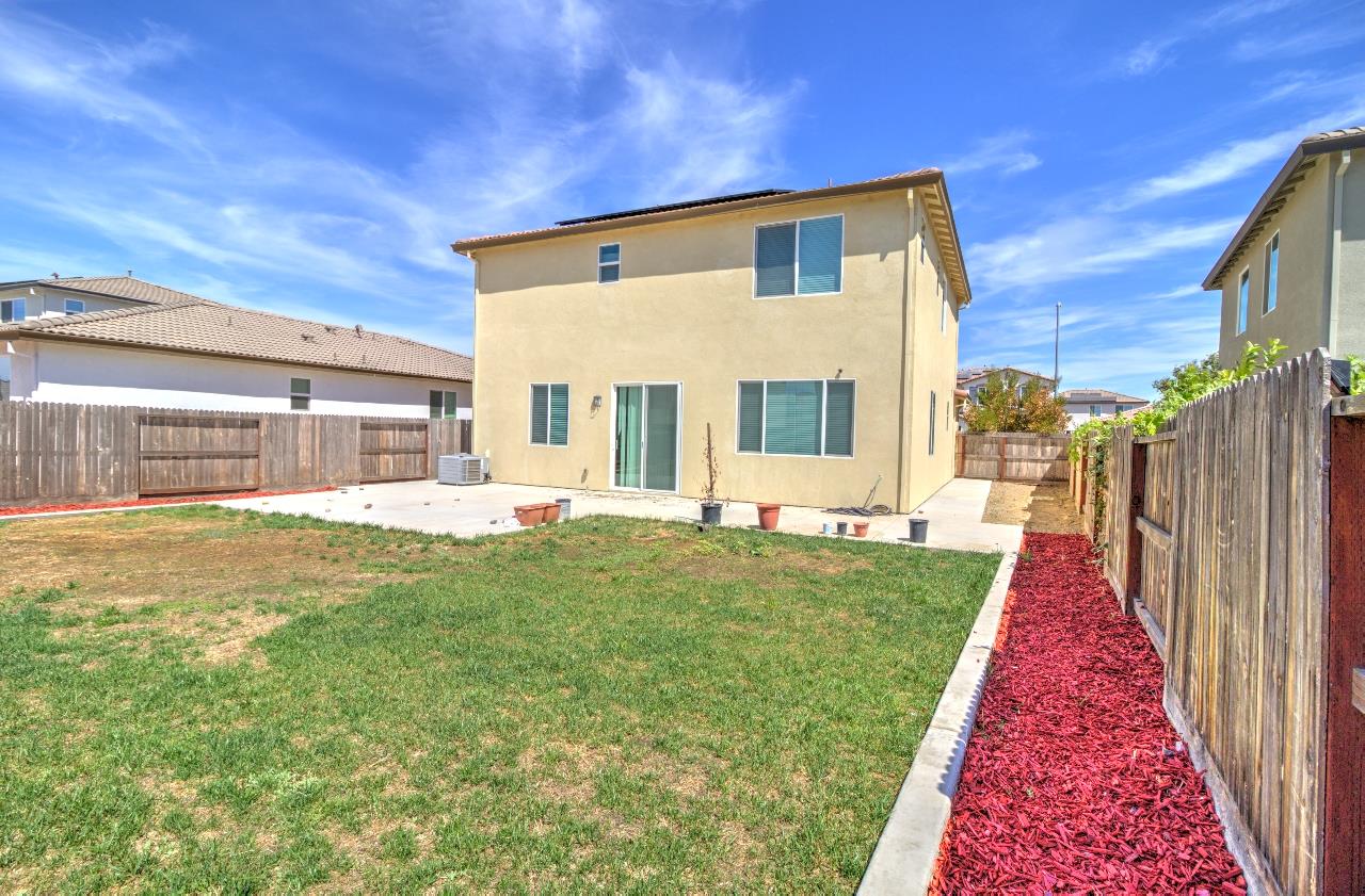 2952 Diablo View Dr, Manteca, CA 95337