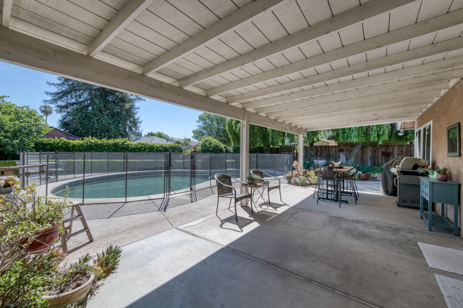 3055 Fairmont Ct, Madera, CA 93637