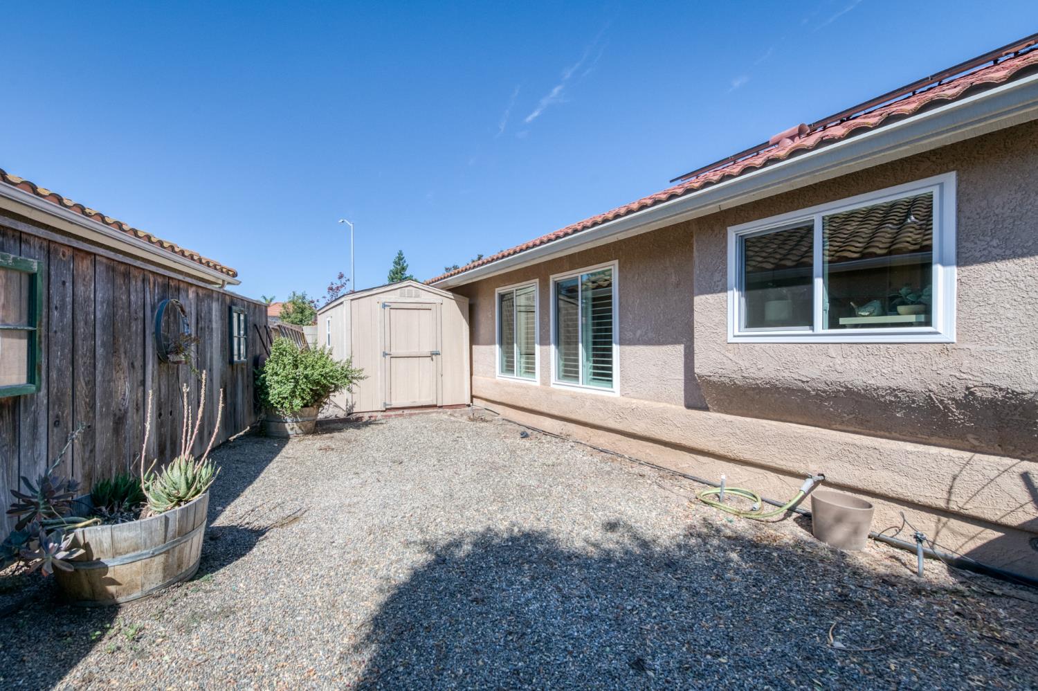 3055 Fairmont Ct, Madera, CA 93637