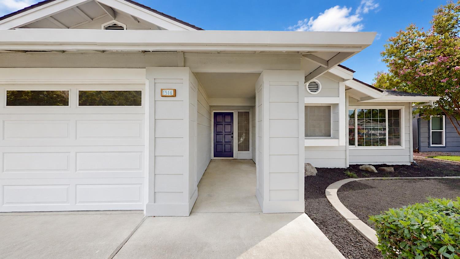 1516 January Dr, Modesto, CA 95358