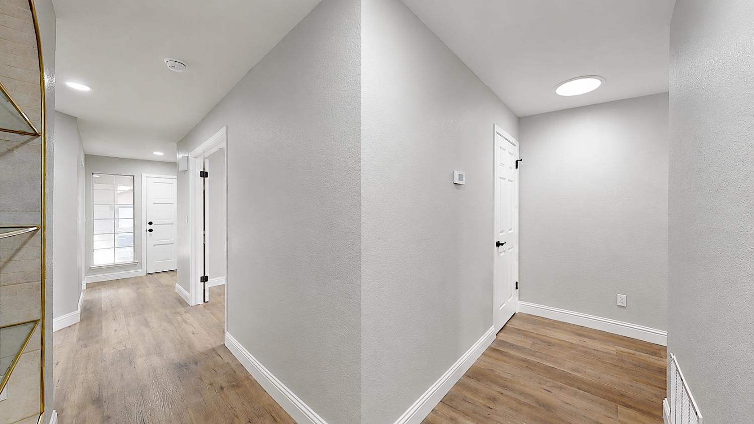1516 January Dr, Modesto, CA 95358