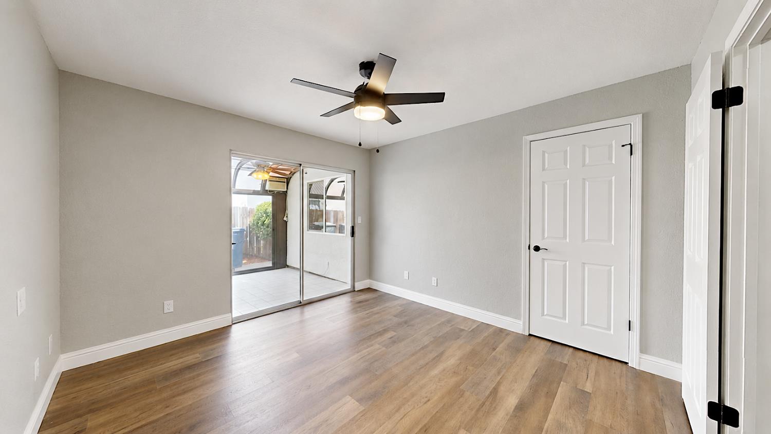 1516 January Dr, Modesto, CA 95358