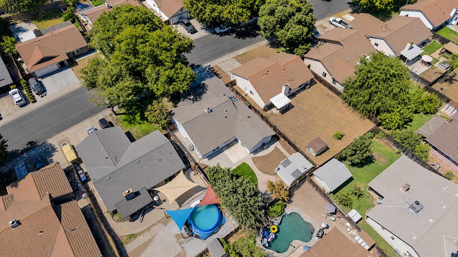 1516 January Dr, Modesto, CA 95358