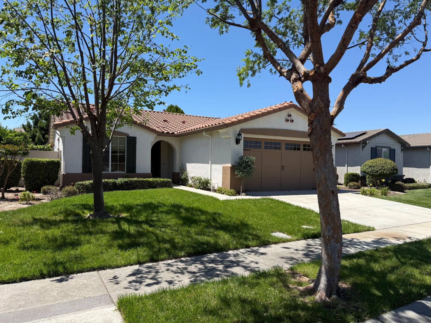 2443 Plumcreek, Manteca, CA 95336