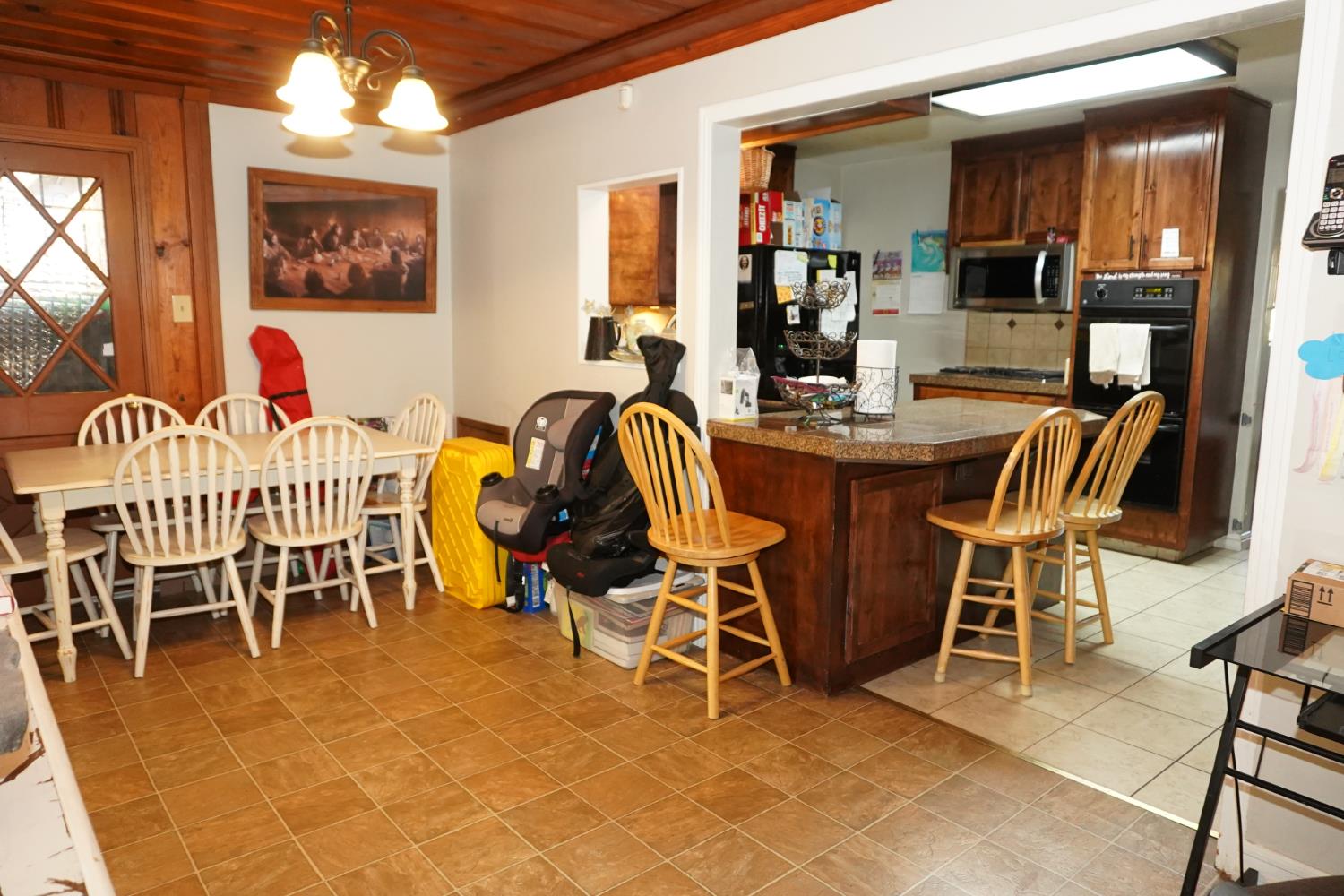 322 Lambuth Ave, Oakdale, CA 95361