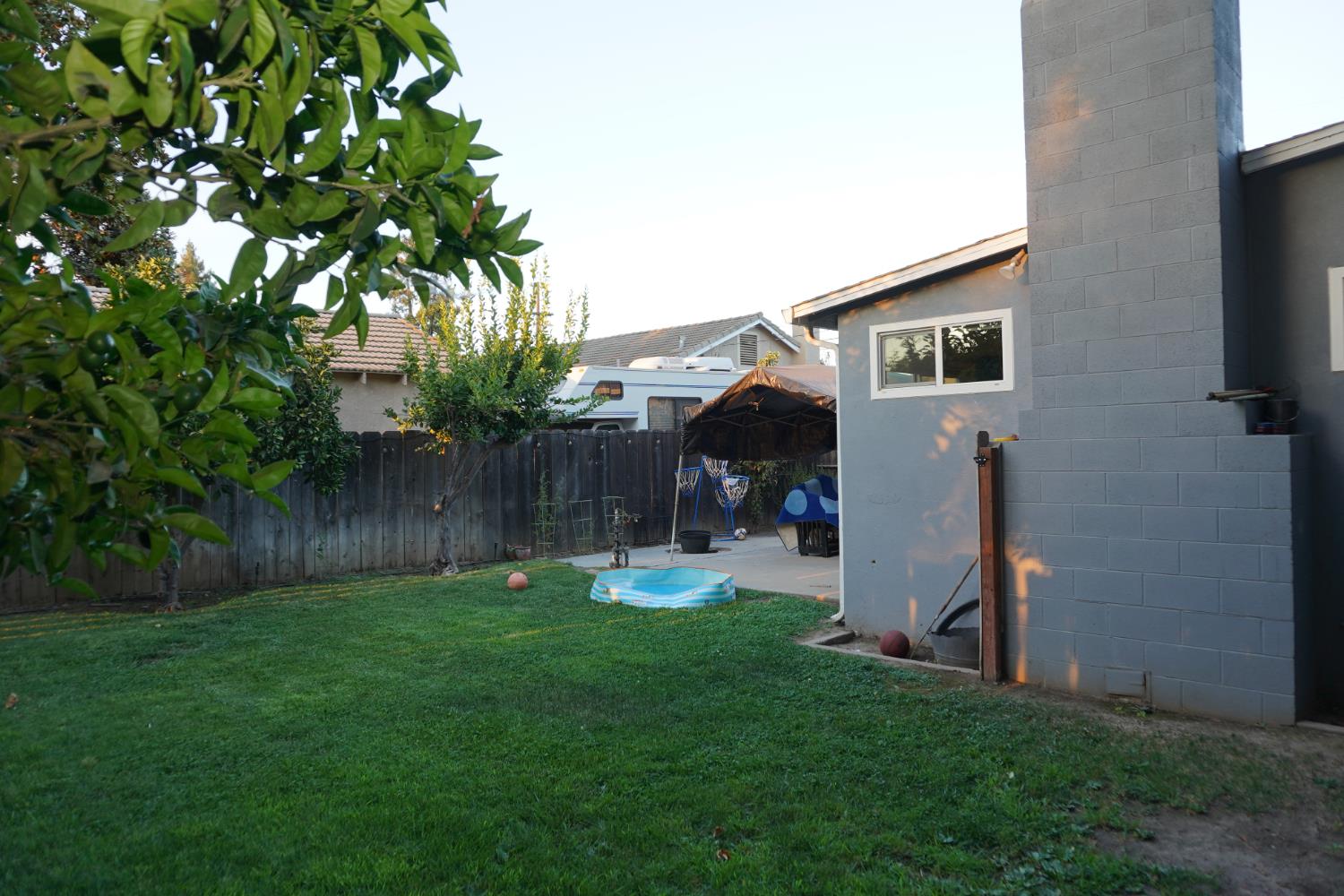 322 Lambuth Ave, Oakdale, CA 95361
