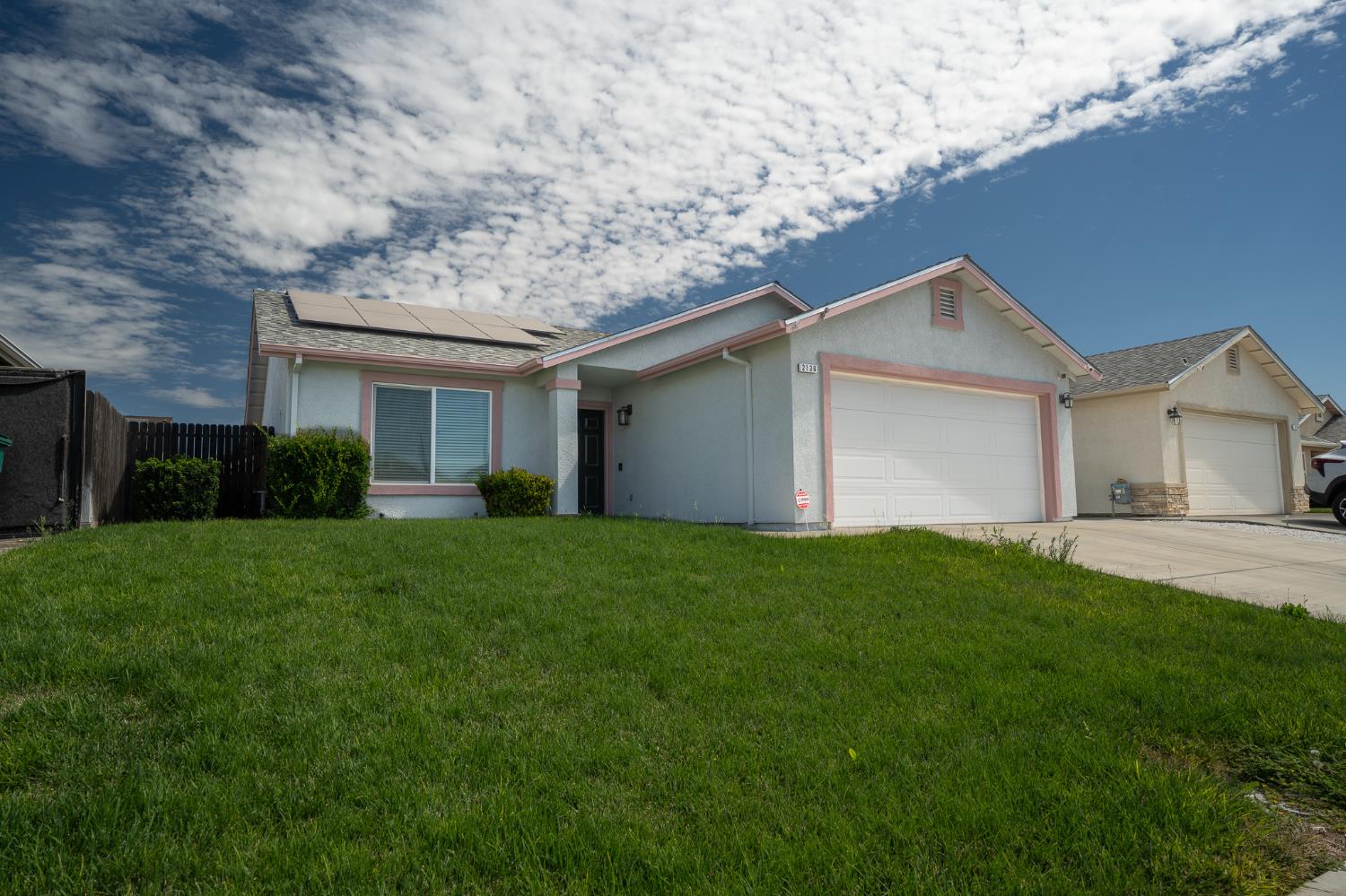 2136 W Pincay St, Merced, CA 95348
