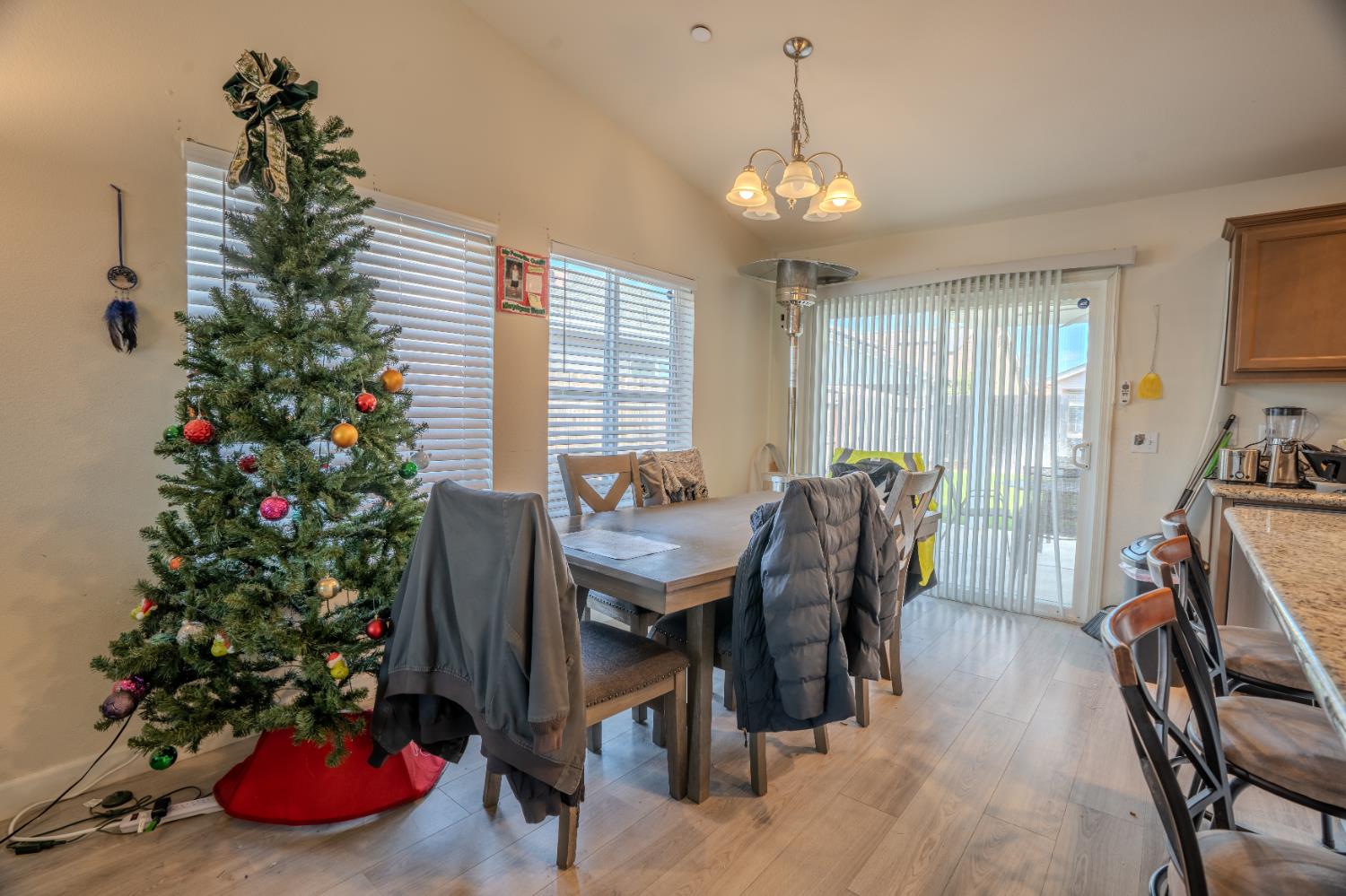 2136 W Pincay St, Merced, CA 95348