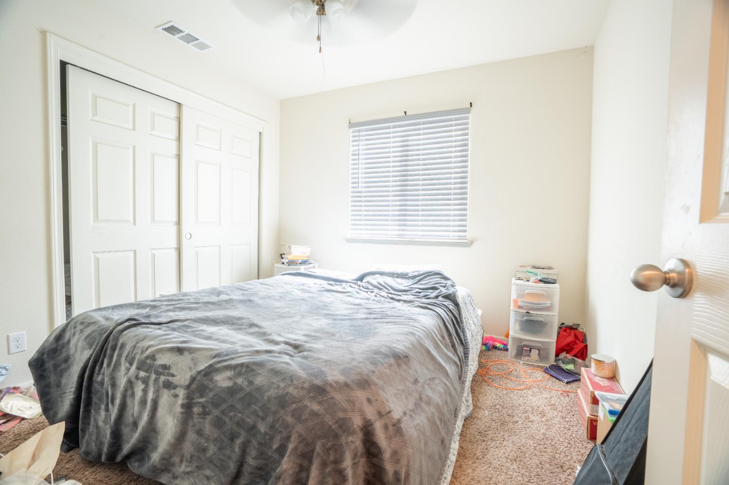 2136 W Pincay St, Merced, CA 95348