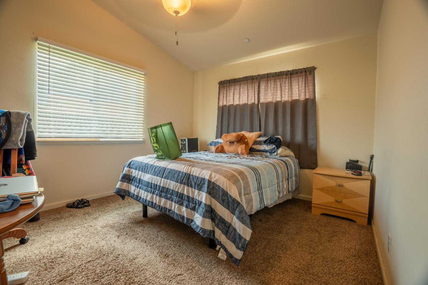 2136 W Pincay St, Merced, CA 95348