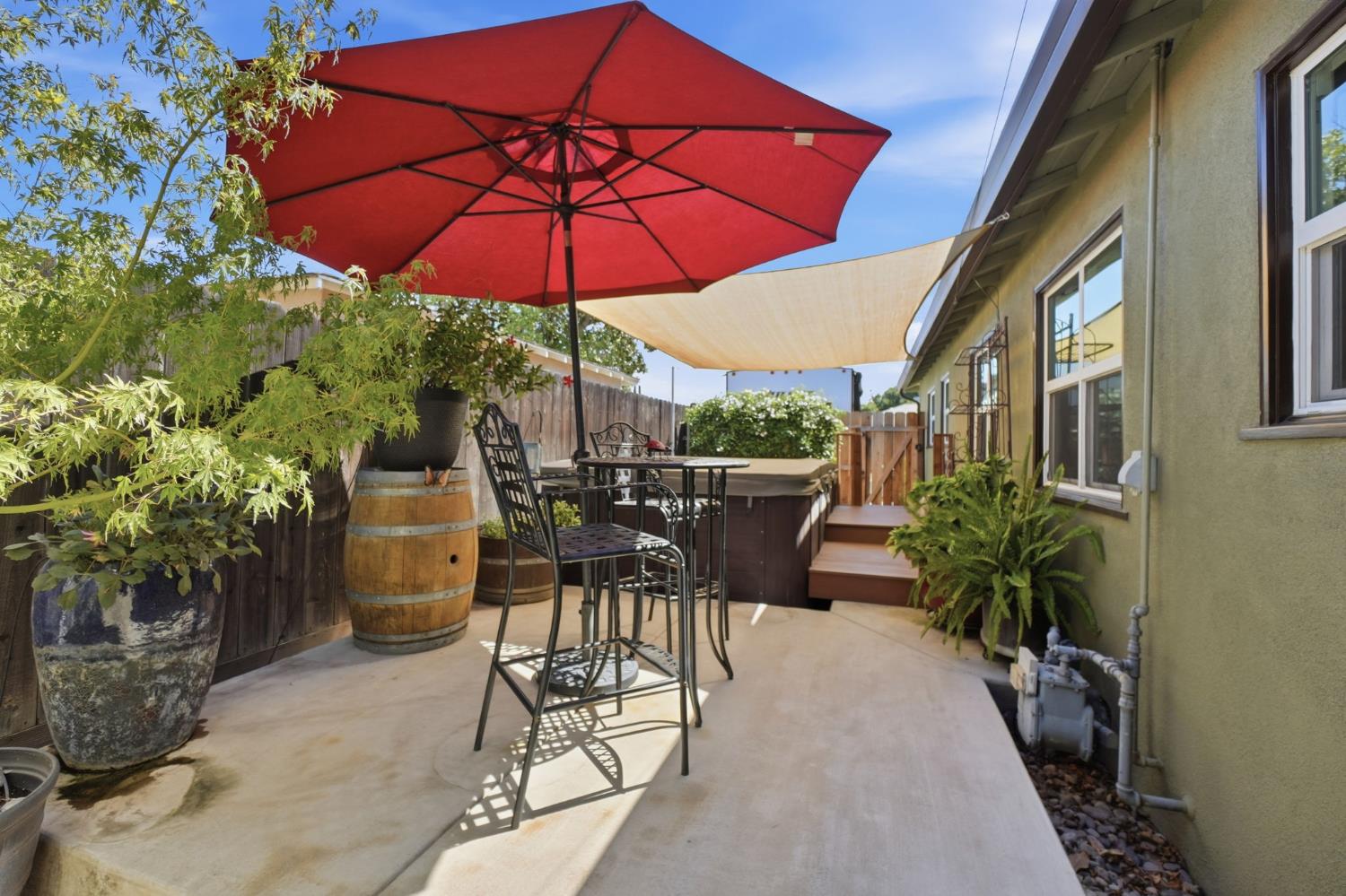 805 Edison Ave, Modesto, CA 95350