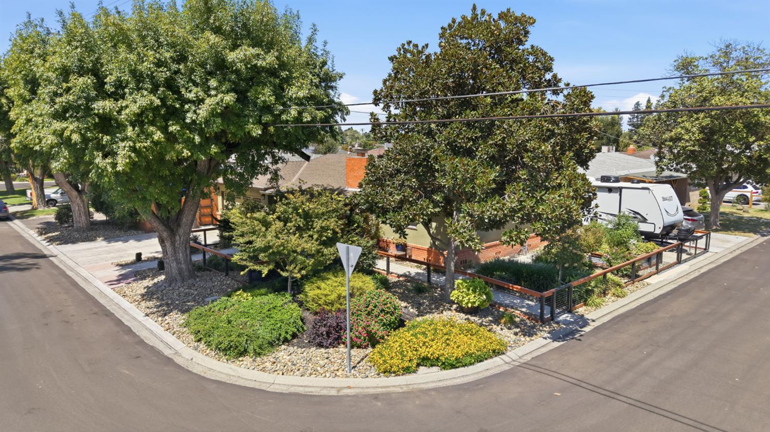 805 Edison Ave, Modesto, CA 95350