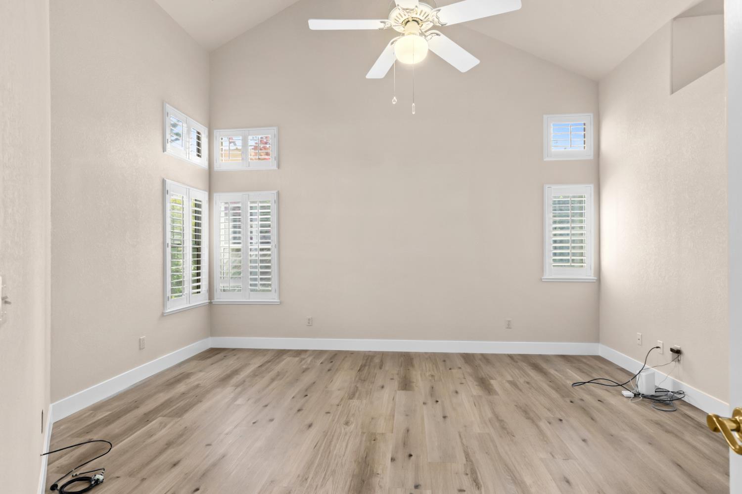 1502 Taggart St, Oakdale, CA 95361