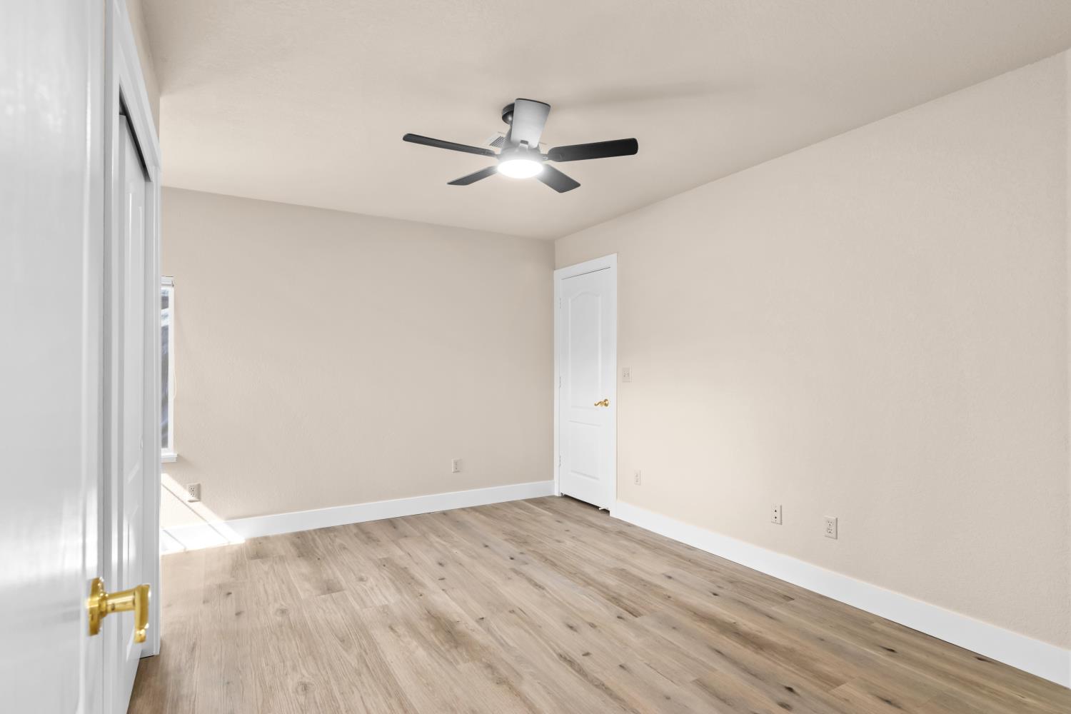 1502 Taggart St, Oakdale, CA 95361
