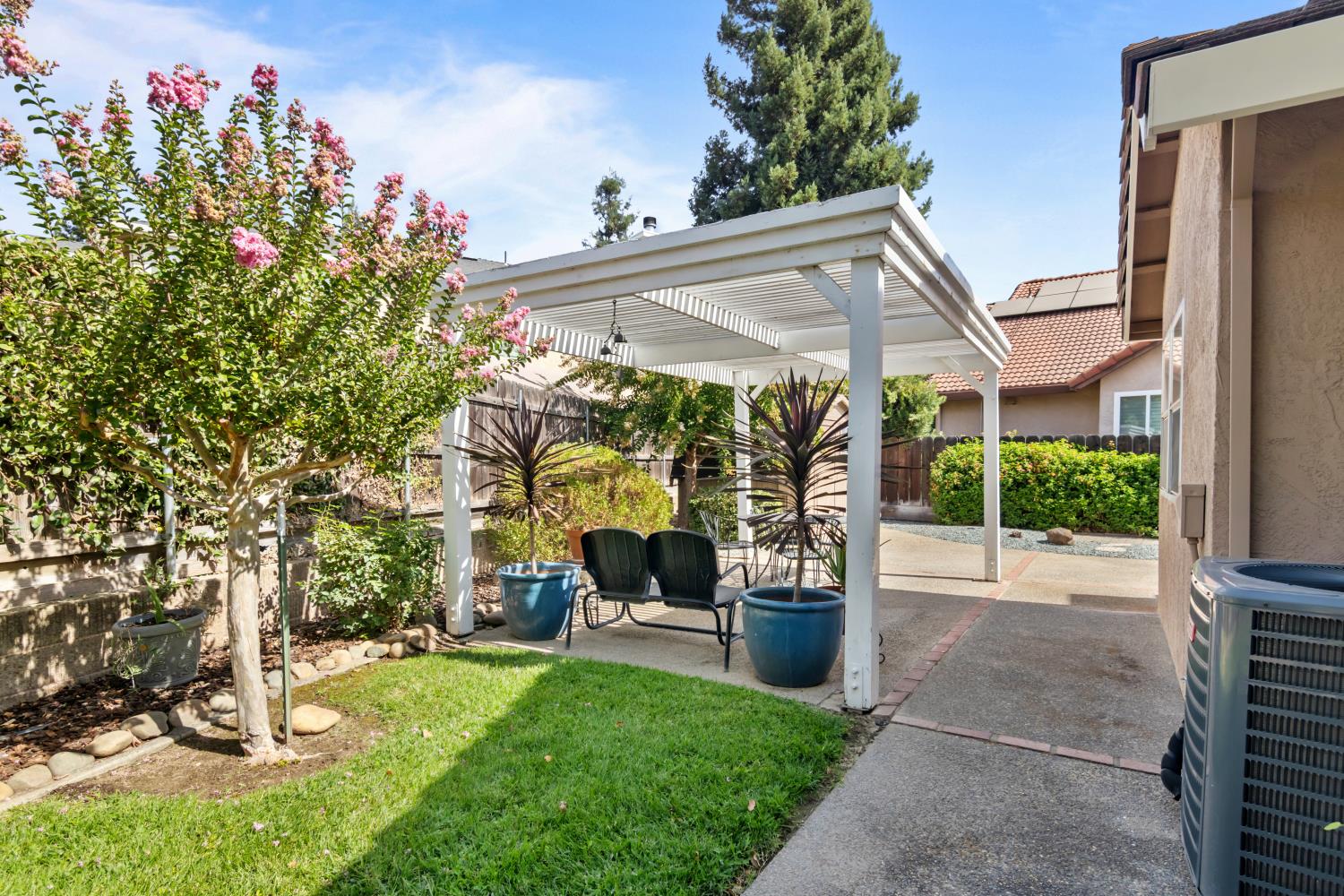 1502 Taggart St, Oakdale, CA 95361