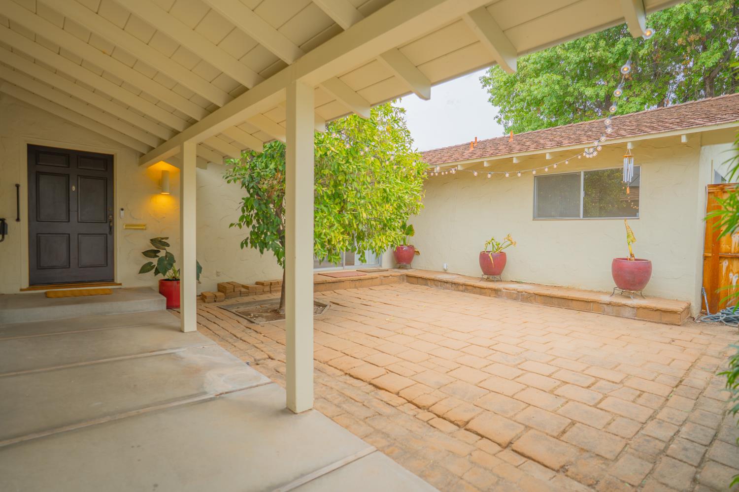 740 Monroe Ave, Los Banos, CA 93635