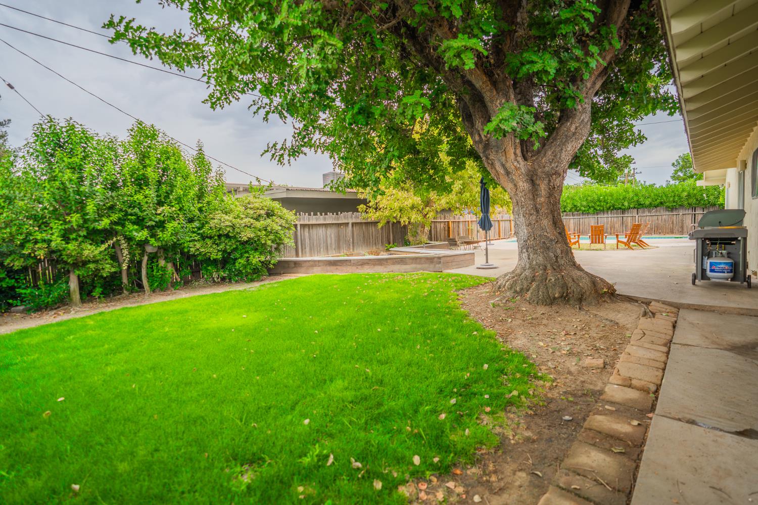 740 Monroe Ave, Los Banos, CA 93635