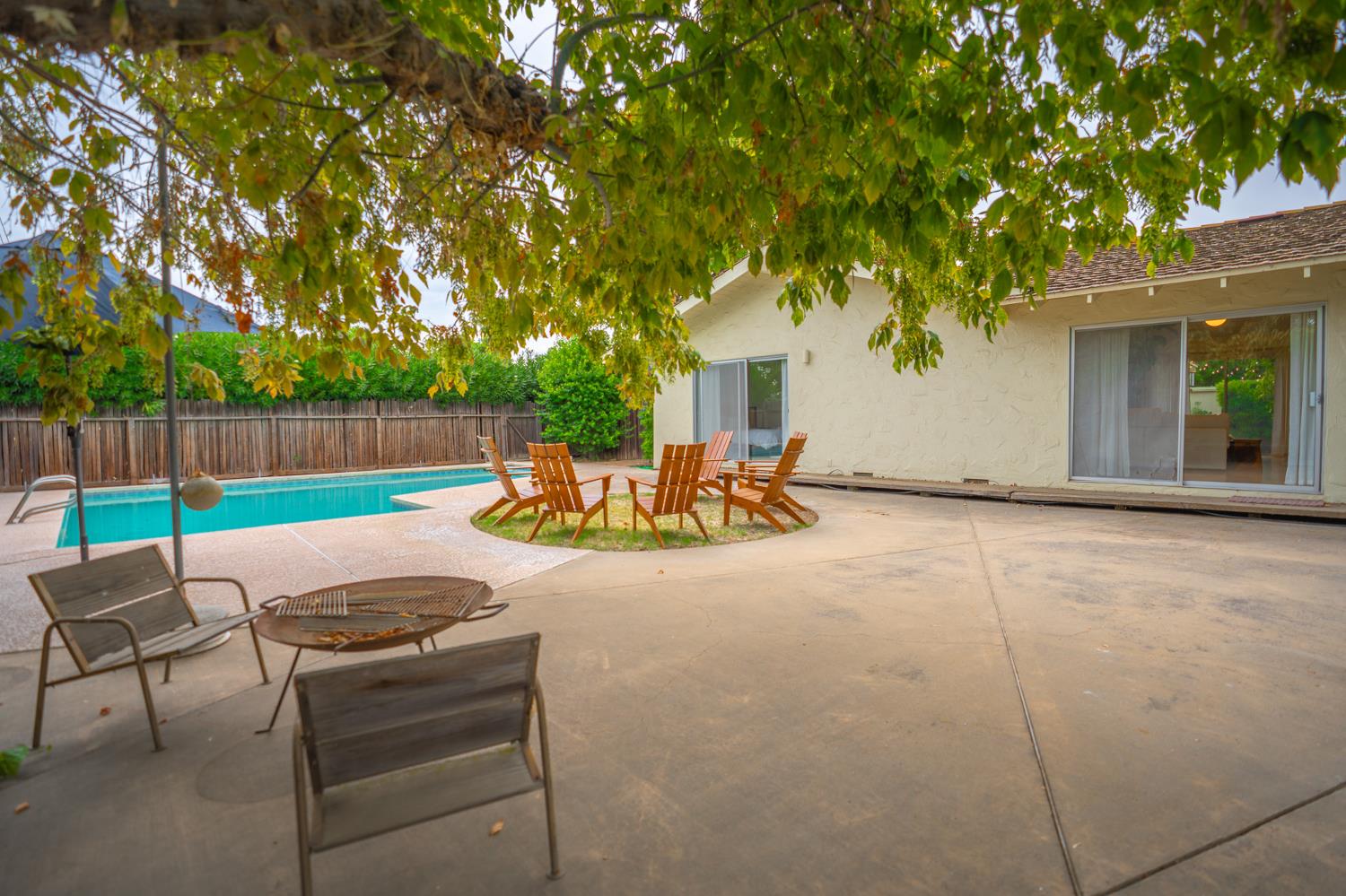740 Monroe Ave, Los Banos, CA 93635