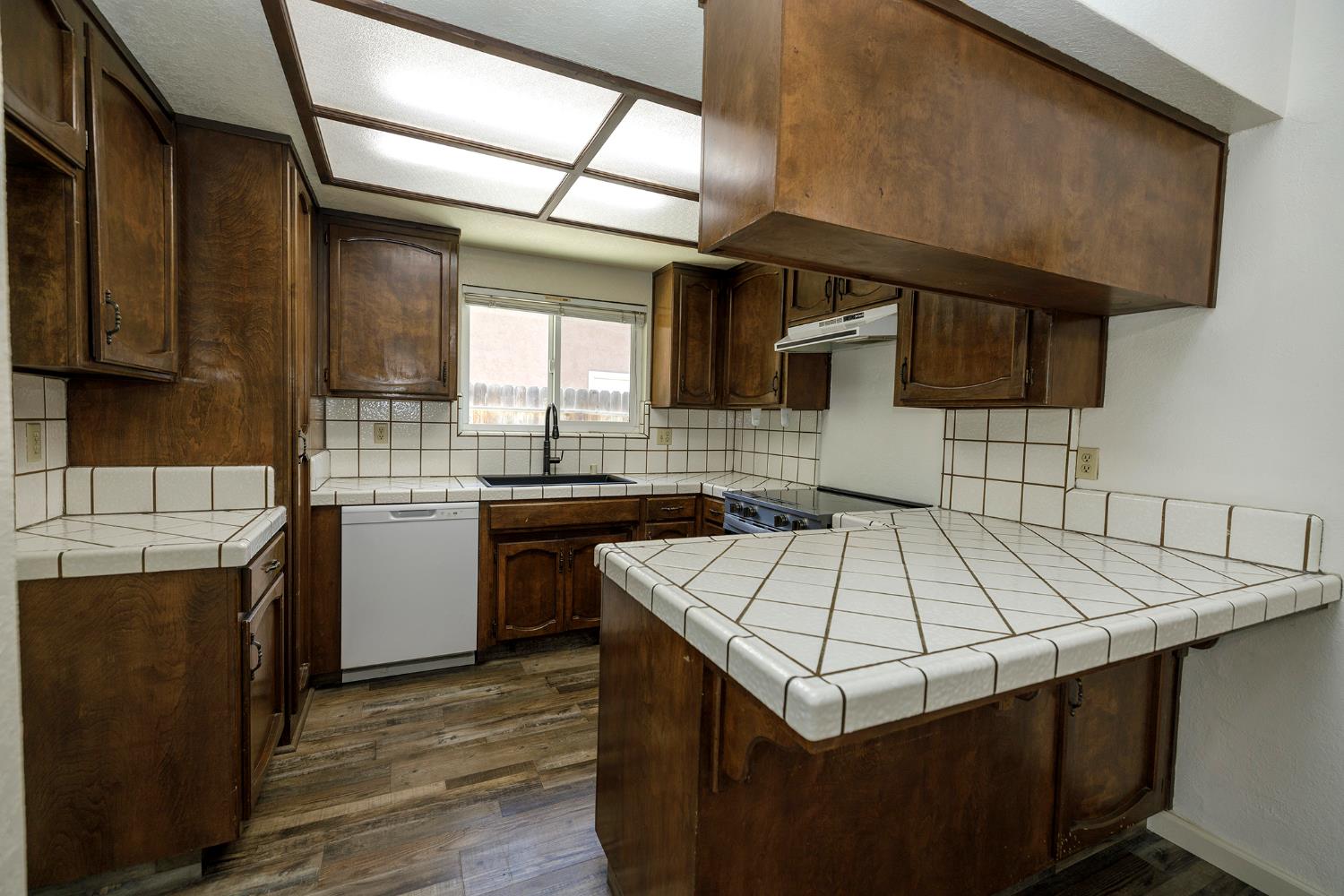 3161 Linfield Ct, Turlock, CA 95382