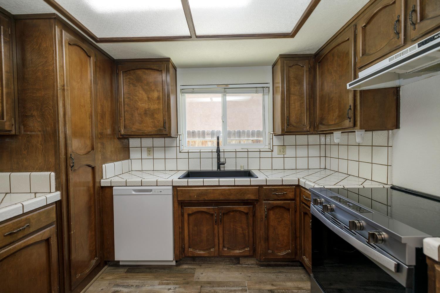 3161 Linfield Ct, Turlock, CA 95382