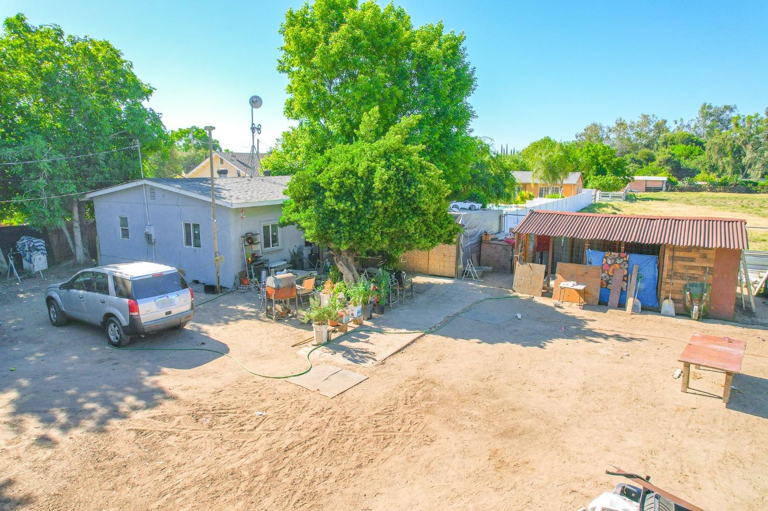 7595 Azusa Ave, Dos Palos, CA 93620