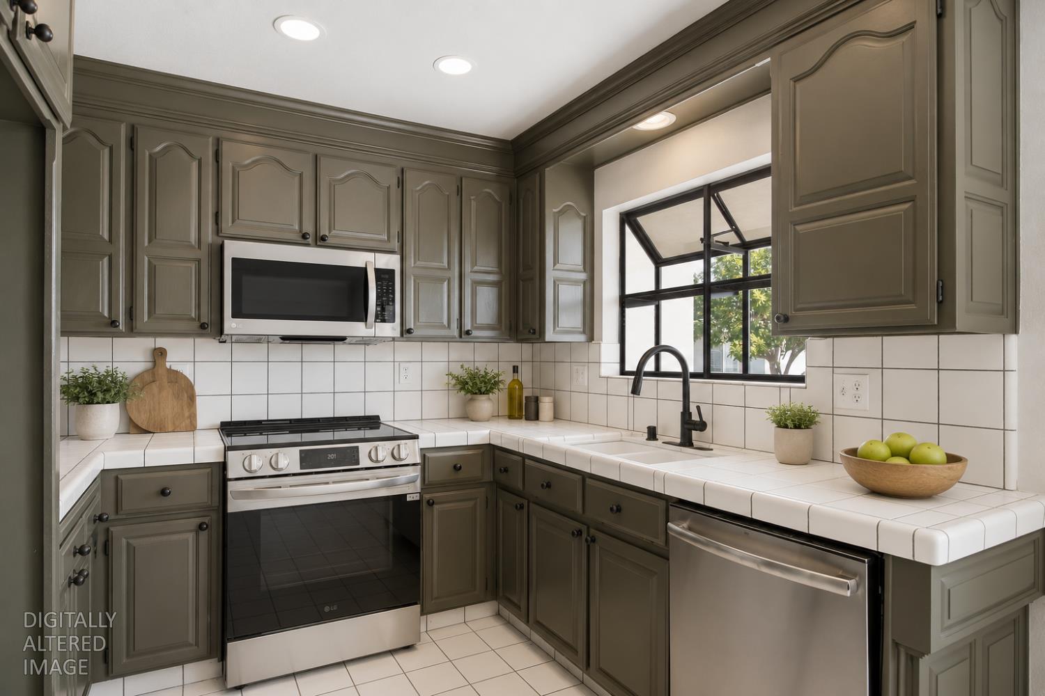 2805 Rose Ct, Ceres, CA 95307