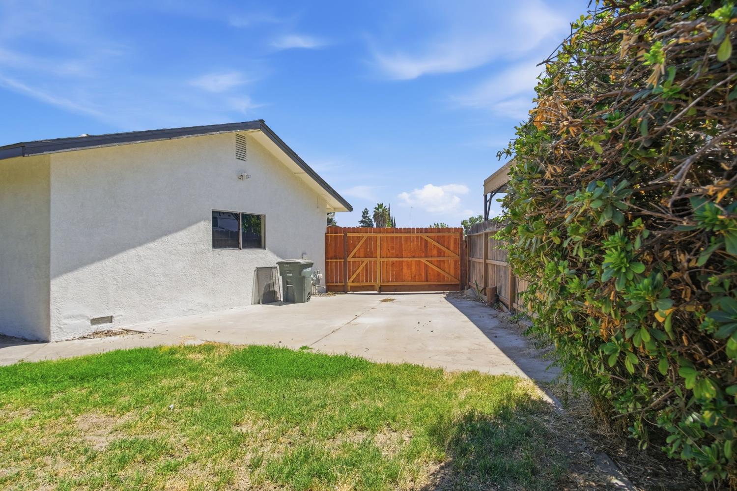 2805 Rose Ct, Ceres, CA 95307