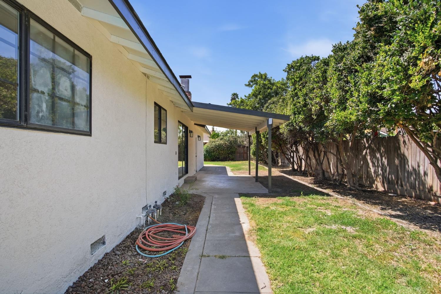 2805 Rose Ct, Ceres, CA 95307