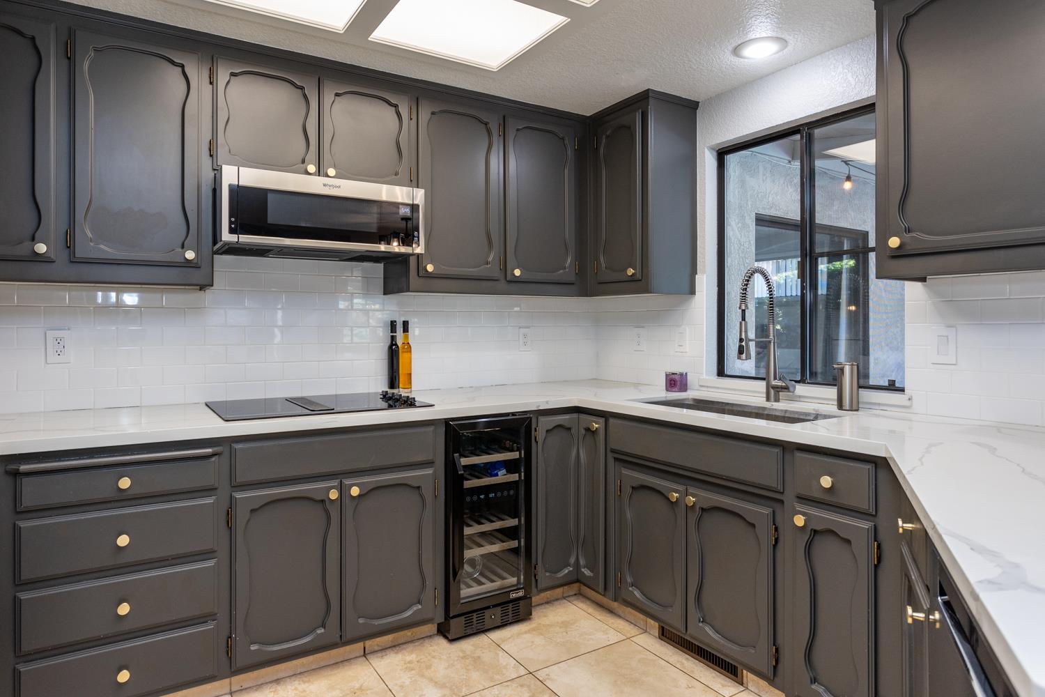 2605 Konynenburg Ln, Modesto, CA 95356