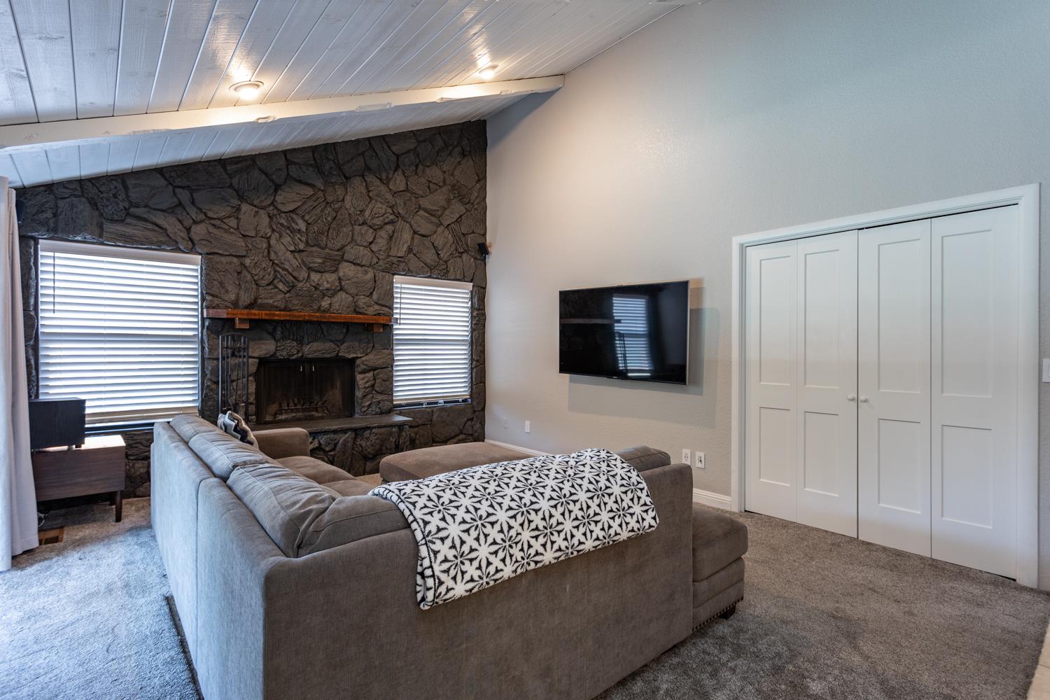 2605 Konynenburg Ln, Modesto, CA 95356